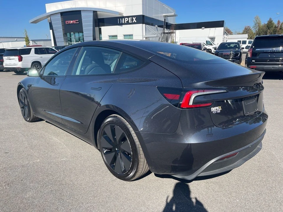 2025 Tesla Model 3 - Image 3 of 12