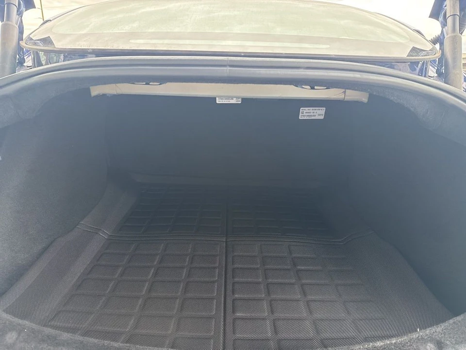 2025 Tesla Model 3 - Image 17 of 21