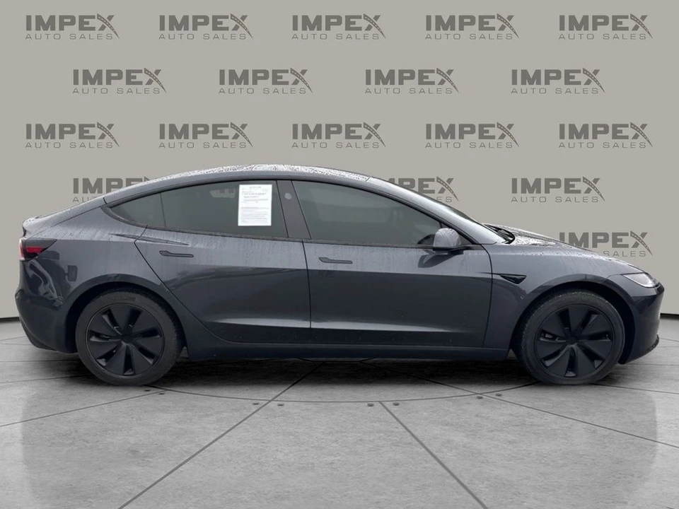 2025 Tesla Model 3 - Image 6 of 21