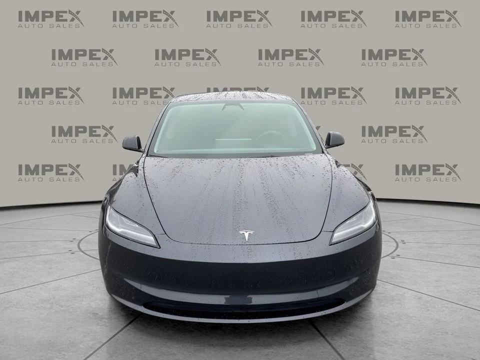 2025 Tesla Model 3 - Image 8 of 21