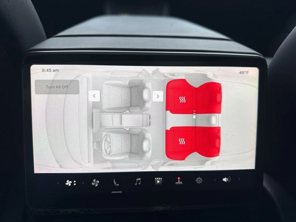 2025 Tesla Model 3 - Image 14 of 21