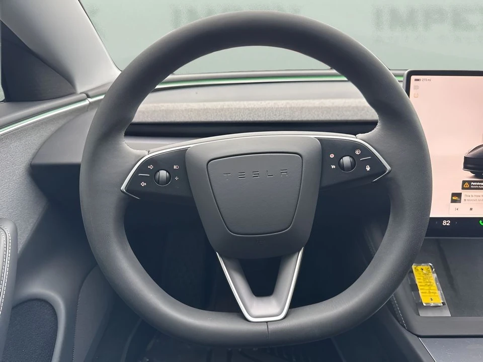 2025 Tesla Model 3 - Image 16 of 21