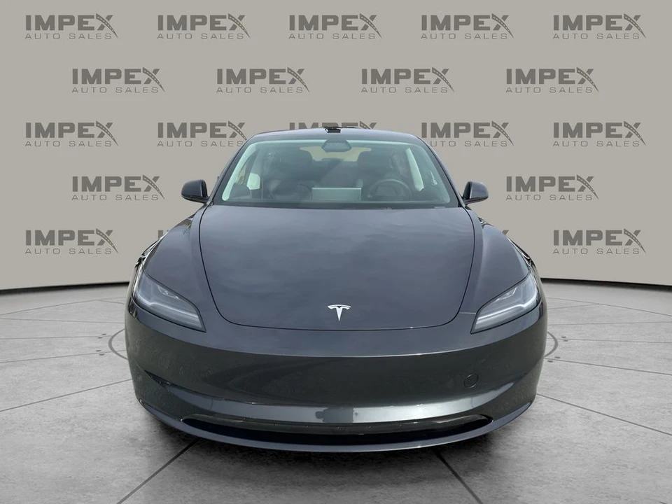 2025 Tesla Model 3 - Image 8 of 21