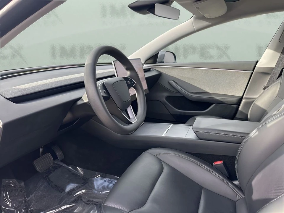 2025 Tesla Model 3 - Image 9 of 21