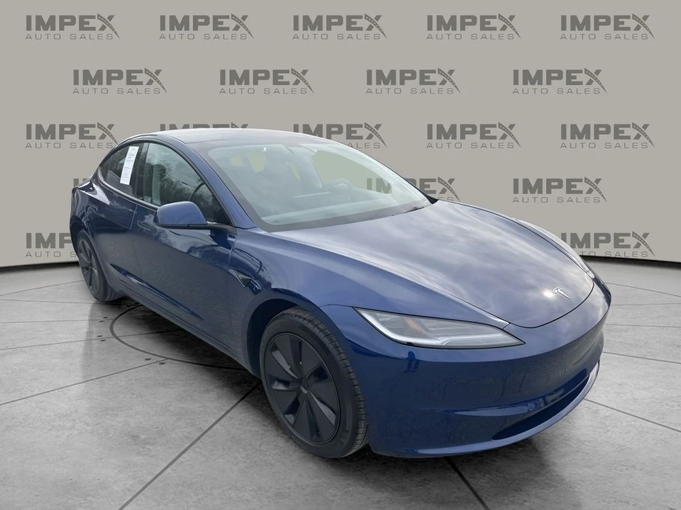 2025 Tesla Model 3 - Image 7 of 12