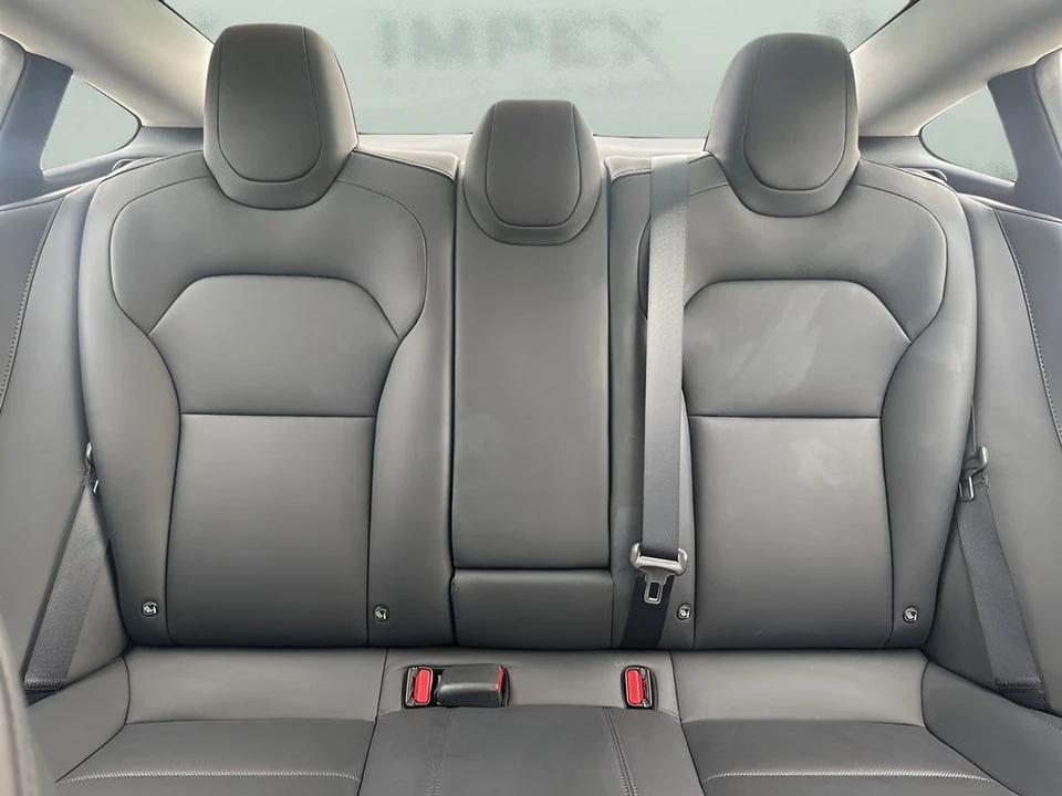 2025 Tesla Model 3 - Image 12 of 12