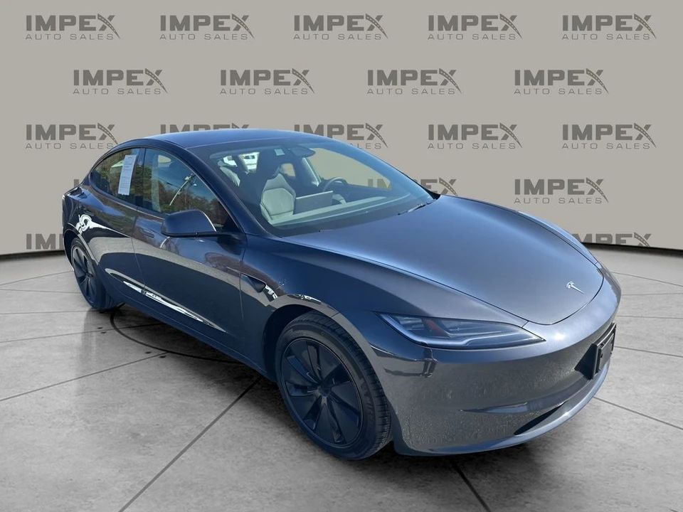 2025 Tesla Model 3 - Image 7 of 12