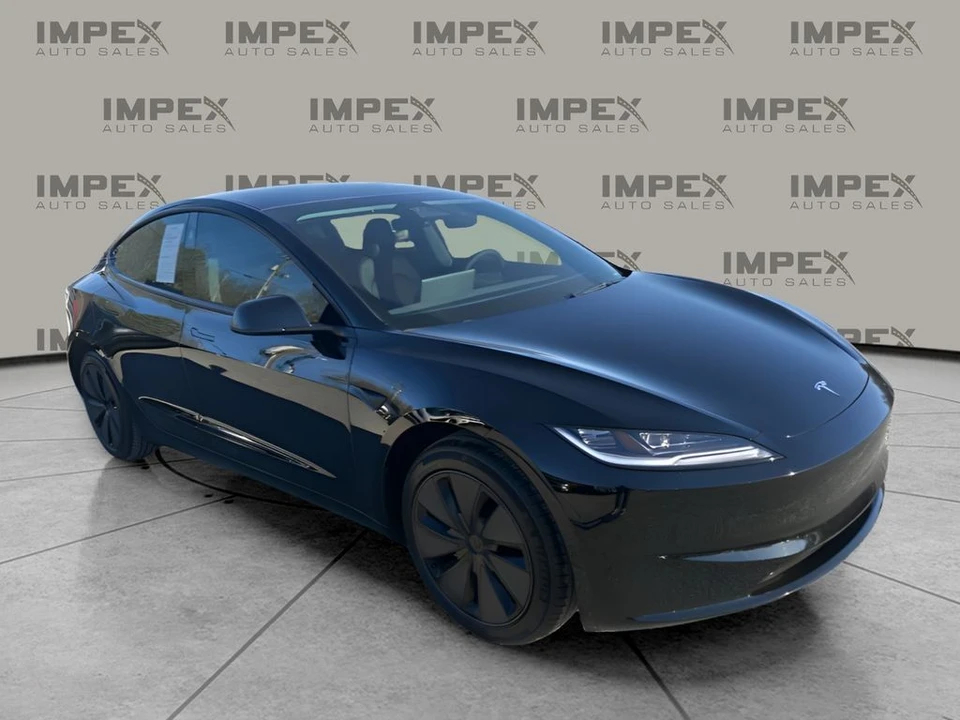 2025 Tesla Model 3 - Image 7 of 12