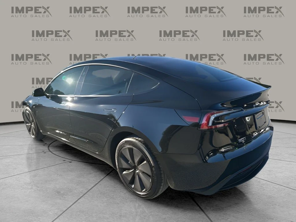 2025 Tesla Model 3 - Image 3 of 12
