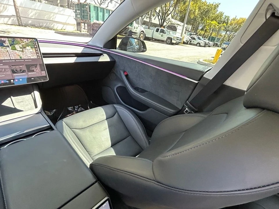 2025 Tesla Model 3 - Image 11 of 12