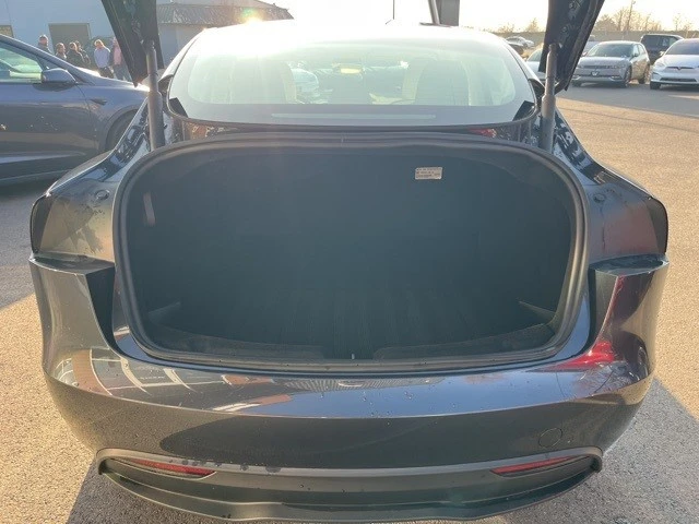 2025 Tesla Model 3 - Image 12 of 21