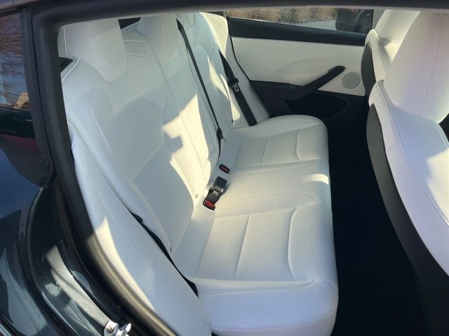 2025 Tesla Model 3 - Image 15 of 21