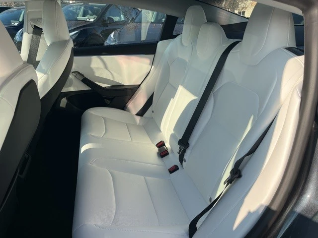 2025 Tesla Model 3 - Image 11 of 21