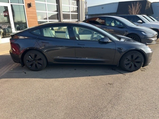 2025 Tesla Model 3 - Image 5 of 21