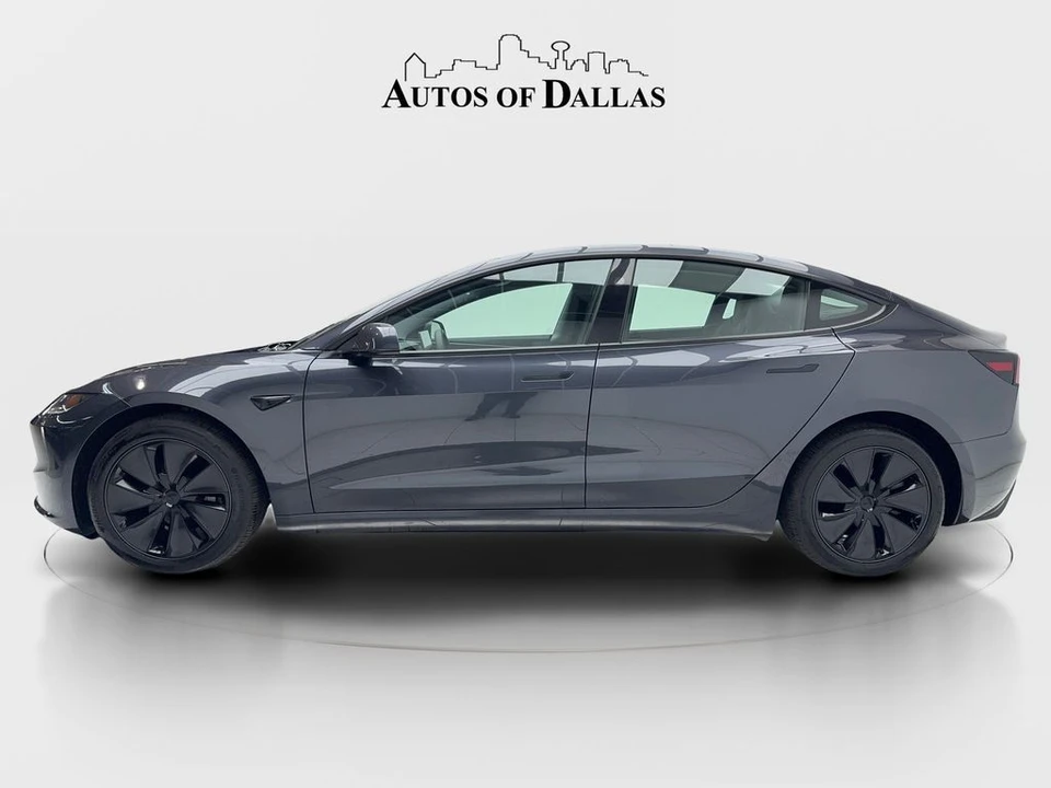 2025 Tesla Model 3 - Image 5 of 31
