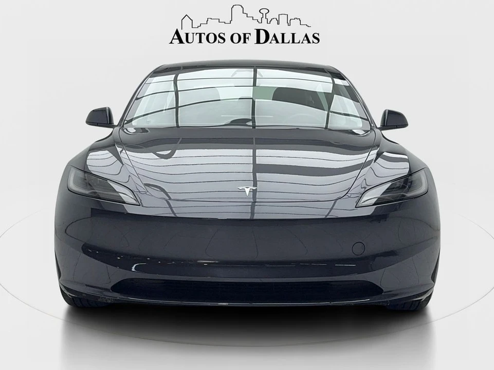 2025 Tesla Model 3 - Image 3 of 31