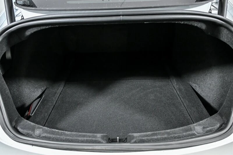 2025 Tesla Model 3 - Image 13 of 21