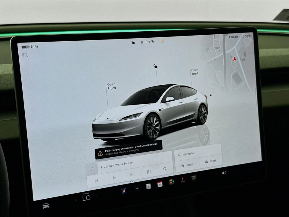 2025 Tesla Model 3 - Image 9 of 14
