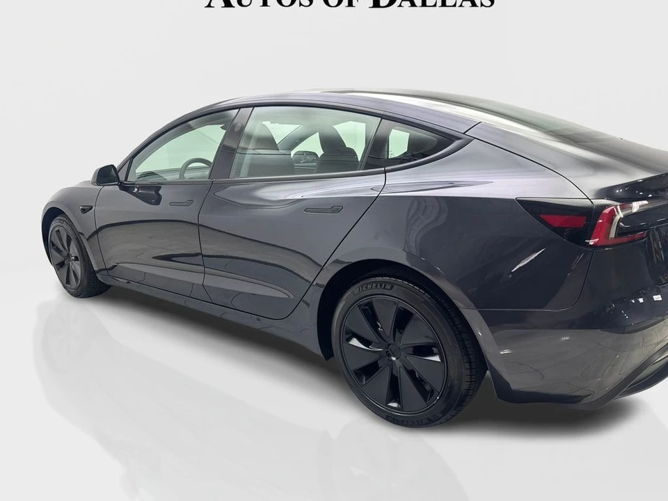 2025 Tesla Model 3 - Image 14 of 21