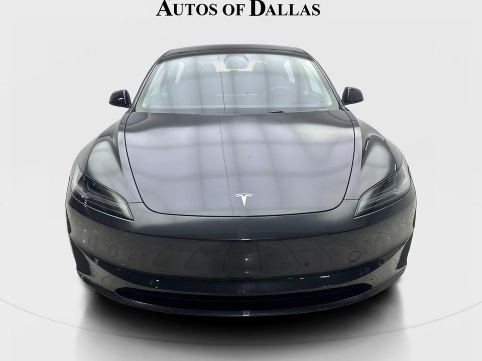 2025 Tesla Model 3 - Image 3 of 21