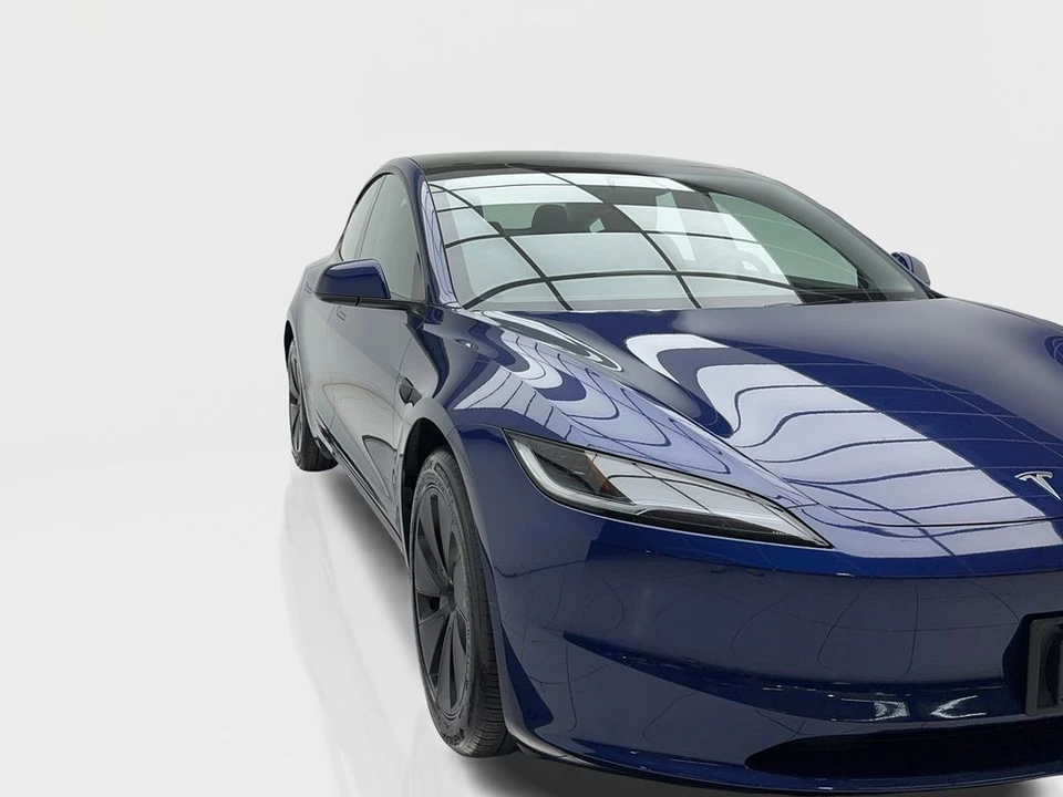 2025 Tesla Model 3 - Image 2 of 21