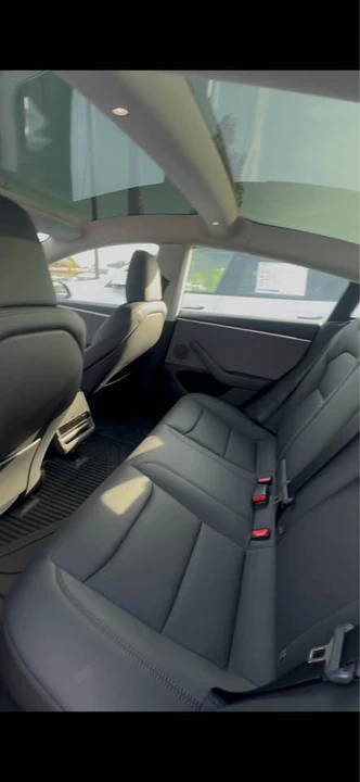 2025 Tesla Model 3 - Image 5 of 7