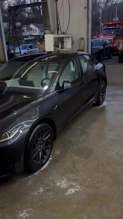 2025 Tesla Model 3 - Image 3 of 3