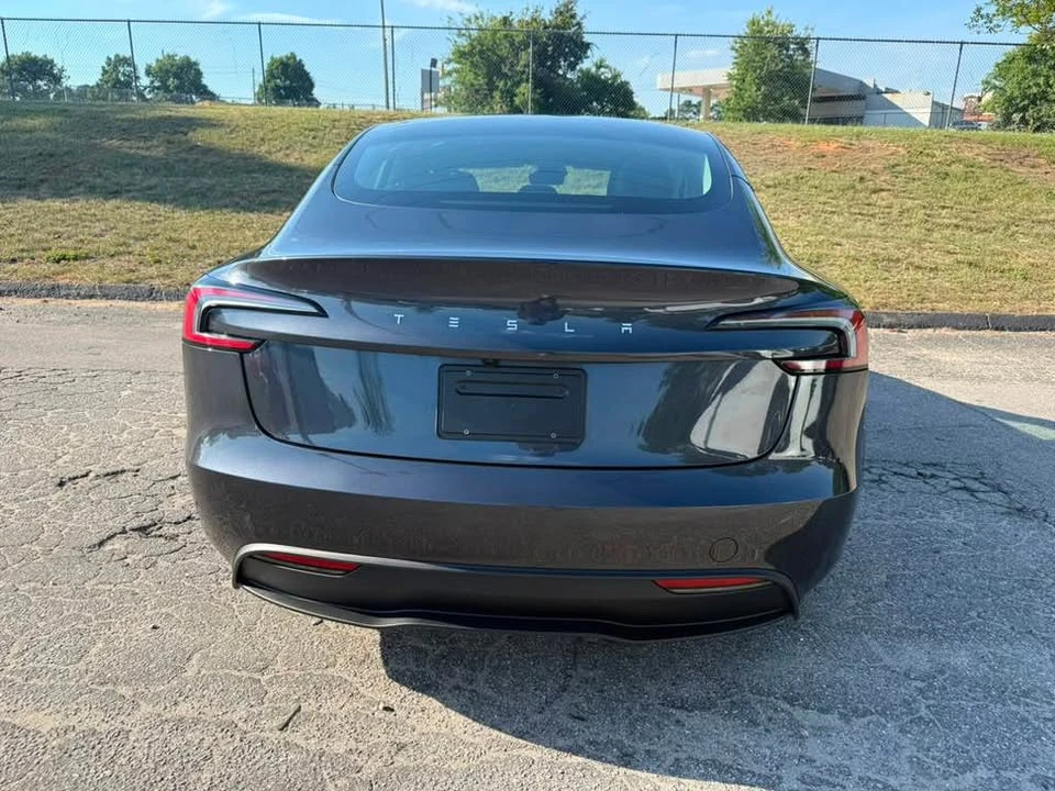 2025 Tesla Model 3 - Image 14 of 16