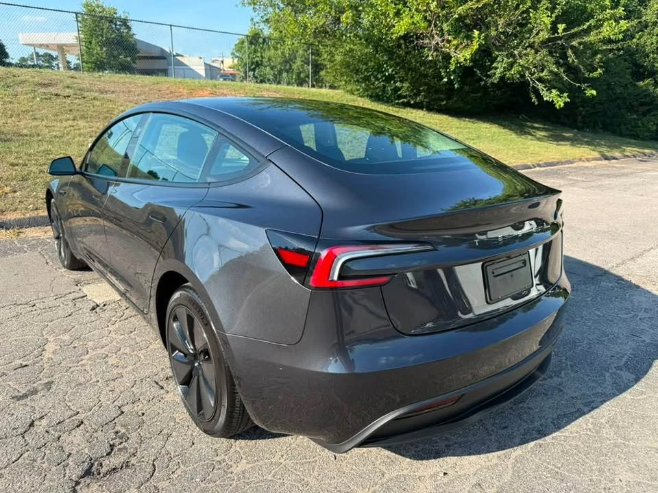 2025 Tesla Model 3 - Image 13 of 16