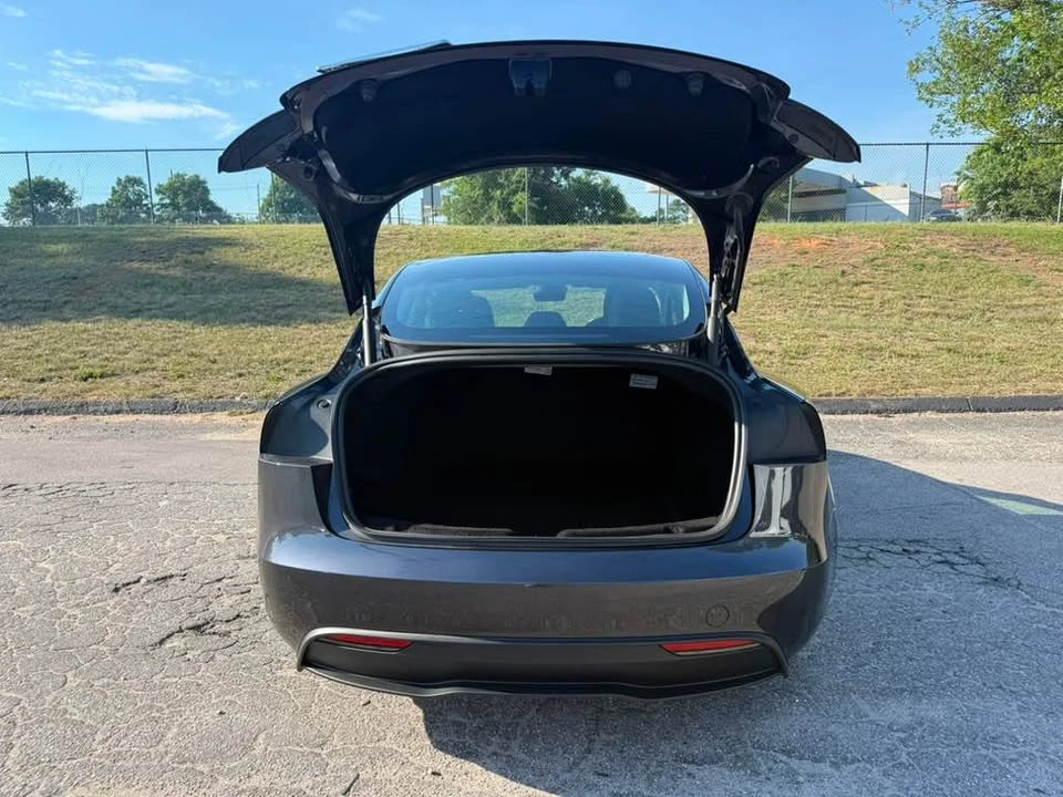2025 Tesla Model 3 - Image 15 of 16