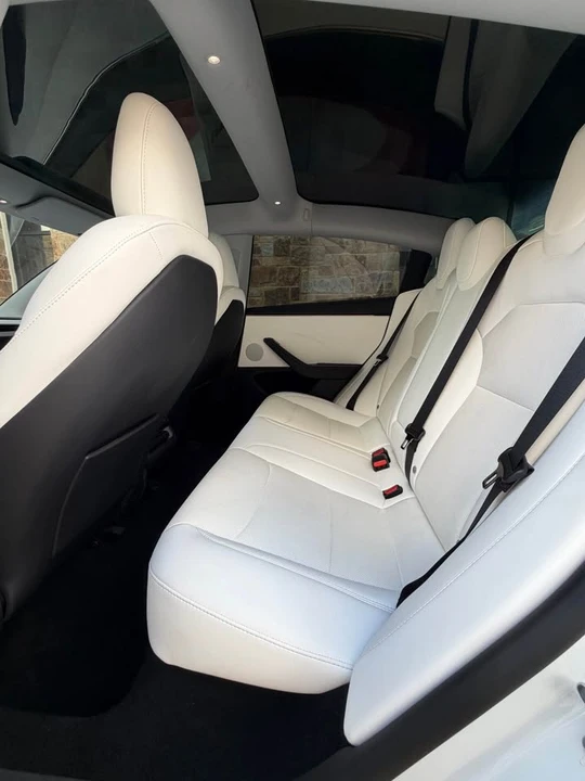 2025 Tesla Model 3 - Image 12 of 19
