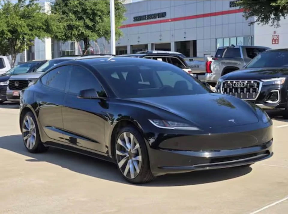 2025 Tesla Model 3 - Image 2 of 8