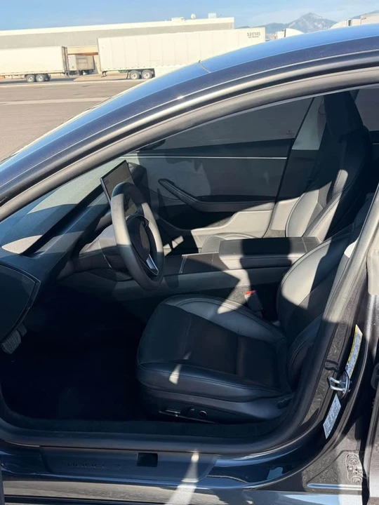 2025 Tesla Model 3 - Image 7 of 15
