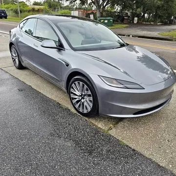 2025 Tesla Model 3 Long Range
