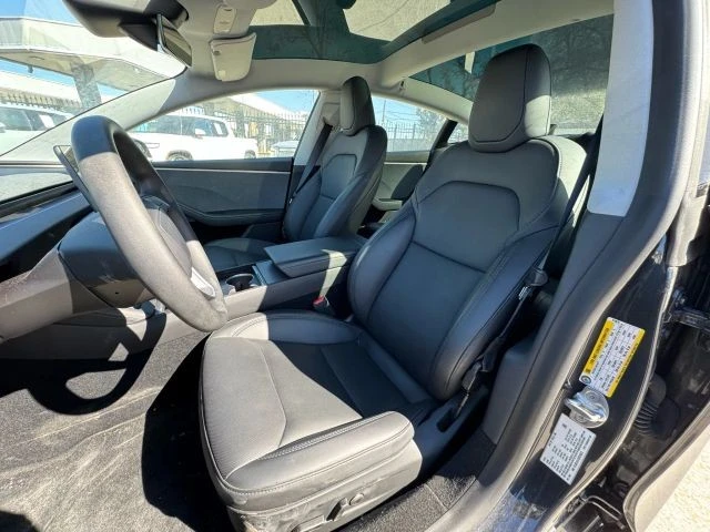 2025 Tesla Model 3 - Image 3 of 7