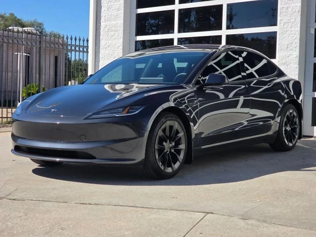 2025 Tesla Model 3 - Image 7 of 21