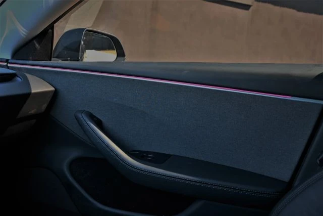 2025 Tesla Model 3 - Image 19 of 19