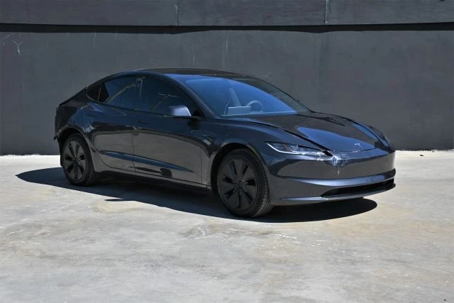 2025 Tesla Model 3 - Image 2 of 19