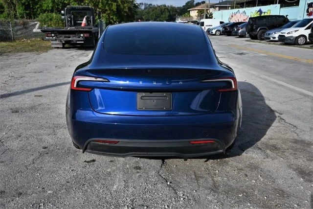2025 Tesla Model 3 - Image 5 of 16