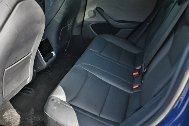 2025 Tesla Model 3 - Image 15 of 16
