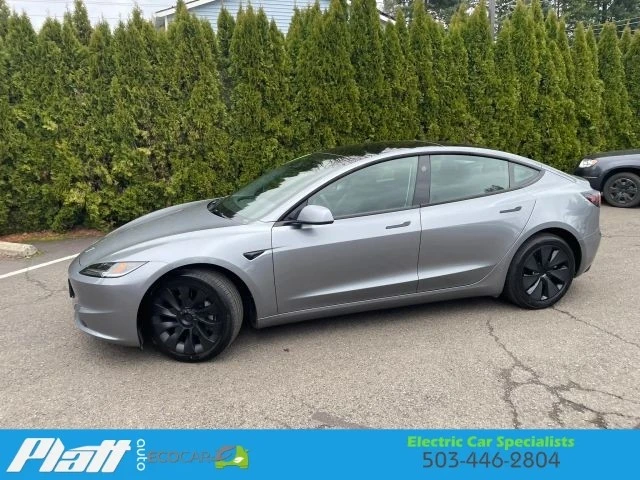 2025 Tesla Model 3 - Image 4 of 21