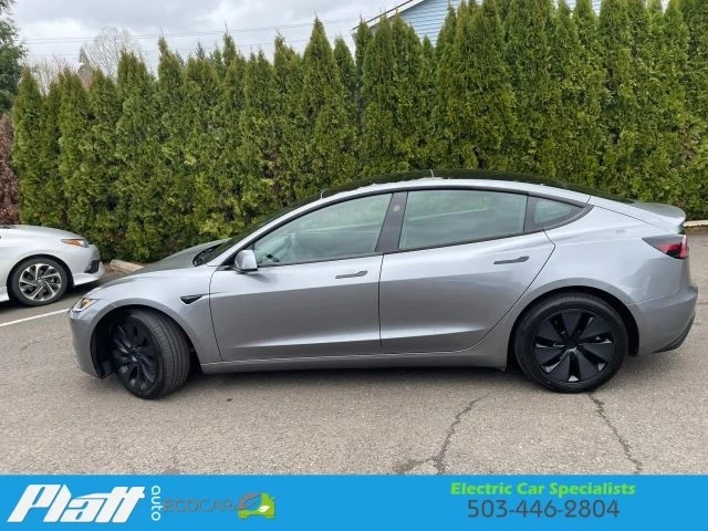 2025 Tesla Model 3 - Image 5 of 21