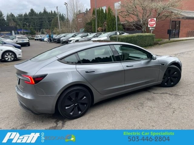 2025 Tesla Model 3 - Image 12 of 21