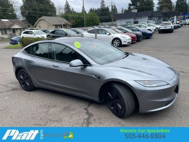 2025 Tesla Model 3 - Image 15 of 21