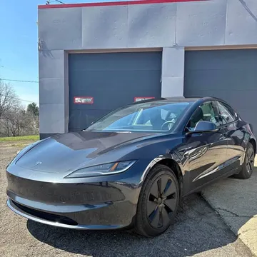 2025 Tesla Model 3 Long Range