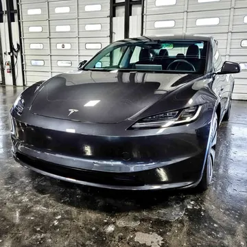 2025 Tesla Model 3 Long Range