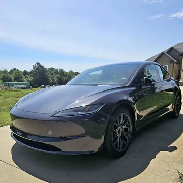 2025 Tesla Model 3 Long Range