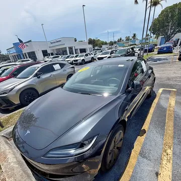 2025 Tesla Model 3 Long Range