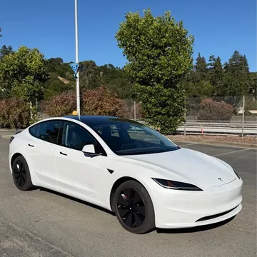 2025 Tesla Model 3 Long Range Sedan 4D