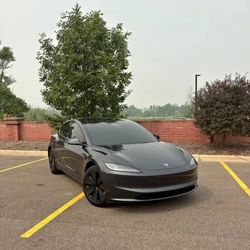 2025 Tesla Model 3 Long Range